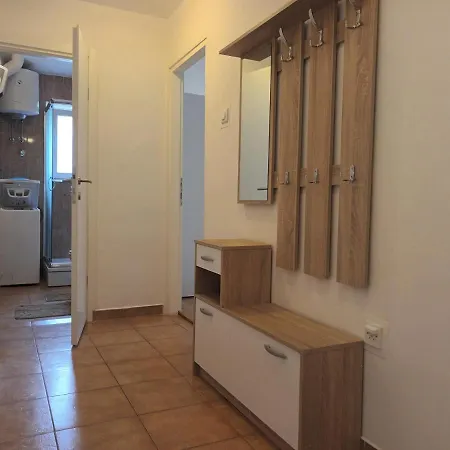 Lana Apartment